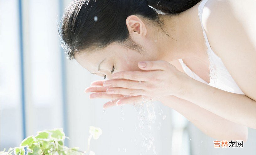 在洗脸水里加点“料”有保健功效