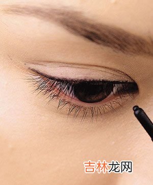 令双眸深邃明亮的隐形眼线