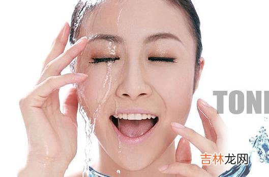 化妆水如何高效保湿敷脸