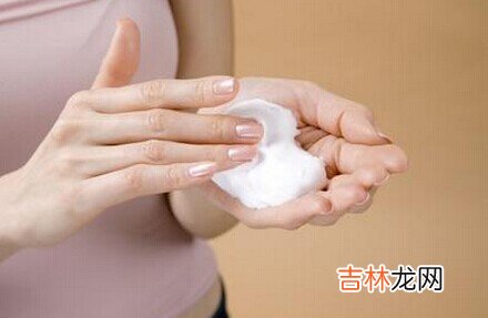 5招手足护理呵护肌肤湿度计