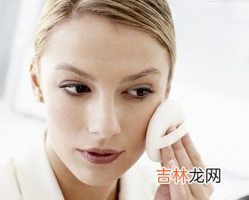 妆后如何补擦防晒霜