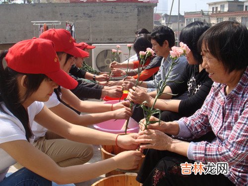 洗一次脚就是孝顺