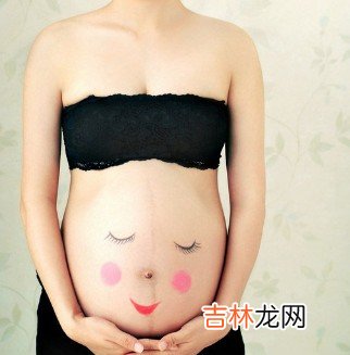 抓马尾巴争相剖腹产专家说民间传言不可信