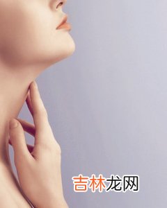 颈纹暴露你真实年龄