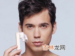 男士眼部护理请尽早开始