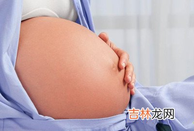 胎儿在妈妈肚子里就会微笑和哭