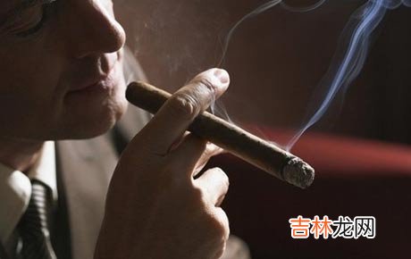 吸烟男士需要更有效的护肤