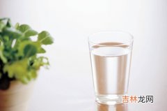 一杯水养出如水女人