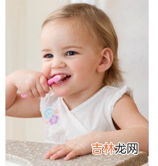 儿童几岁开始刷牙最好儿童用什牙刷