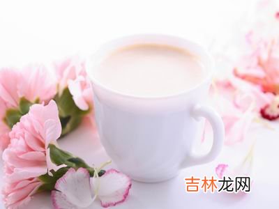 喝完牛奶应马上喝杯温水