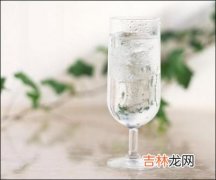 这样喝水做个水当当美肤女人