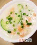 怎样用食疗防治雀斑