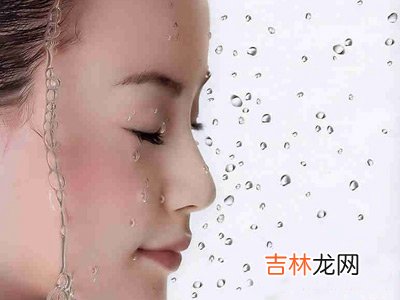 皮肤干燥 让水来解救你的肌肤
