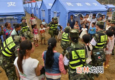 地震过后的第一节课:心理疏导 现在开始