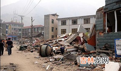 老人在唐山和汶川大地震中两次被埋均获救