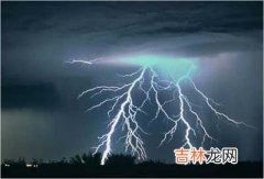 雷电震晕老农3小时 醒后2小时爬500米山路回家