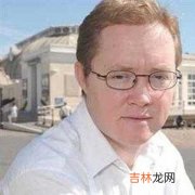 卧室墙壁中传出奇怪鼾声 忽大忽小害怕陌生人