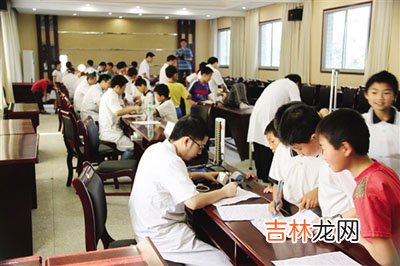 “15分钟社区卫生服务圈”让百姓看病不再难