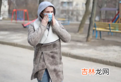 晨跑带不带口罩