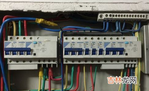 打孔打到电线跳闸后重启有电需要处理吗