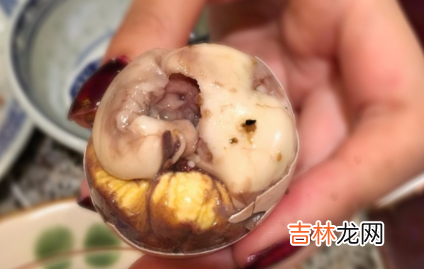 活珠子下面的硬块是什么