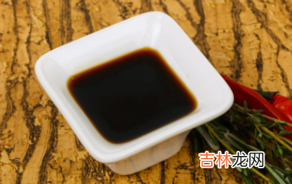 酱油适合什么时候放