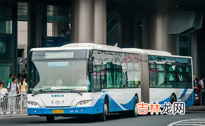 2022北京过年公交车停运吗