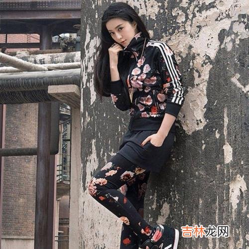 三种百搭款式让你秋天依旧出彩 秋季如何穿搭简单时尚