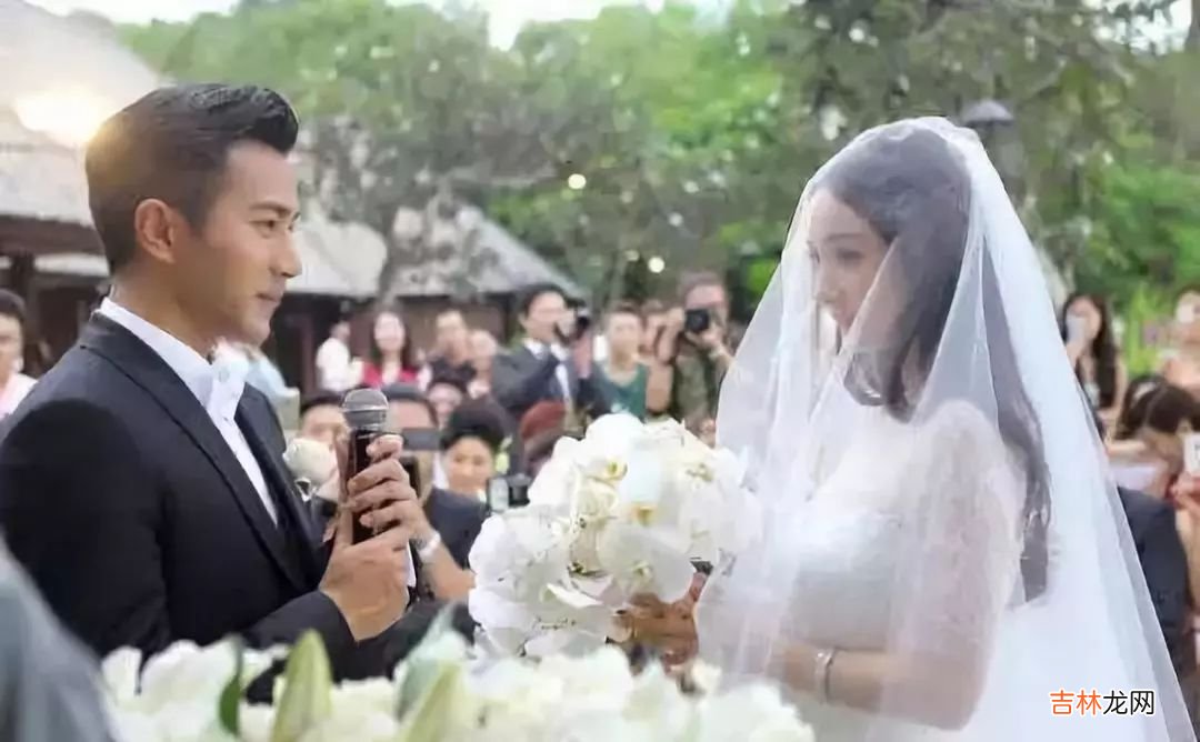 杨幂新恋情曝光被群嘲:离过婚的女人,不配拥有爱情?