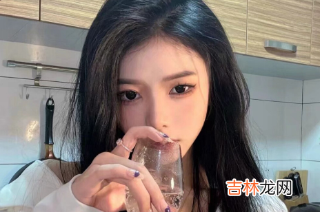 女生第一次之后还出血是什么原因