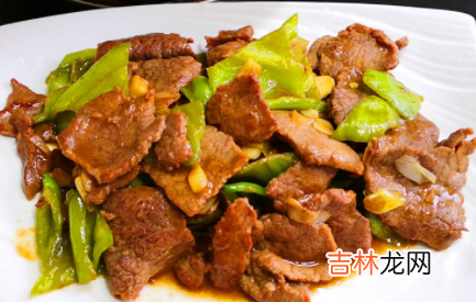 牛肉买哪个部位炒起来比较嫩