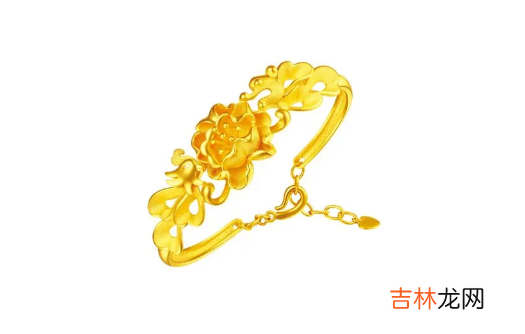 结婚三金是婆婆原来的要还她吗