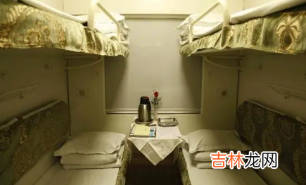 软卧车厢有几个充电口