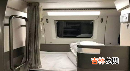 软卧车厢有几个充电口