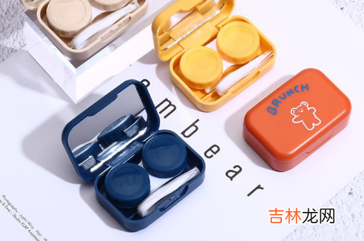 ok镜用手摘好还是用吸棒摘好