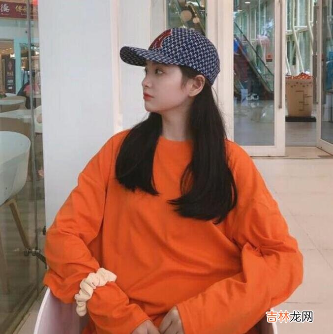 棒球帽搭配什么衣服好看？