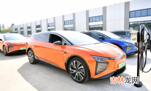 为什么新能源车卖一台亏一万
