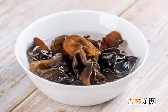 木耳泡了8个小时还能吃吗