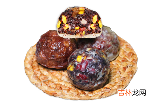粘豆包用什么面做的