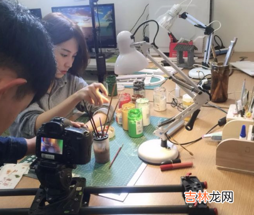 王蓝莓真人长什么样子