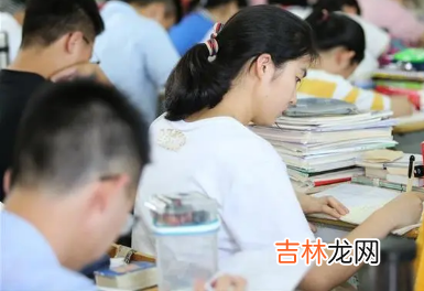 金属眼镜可以进高考考场吗2022