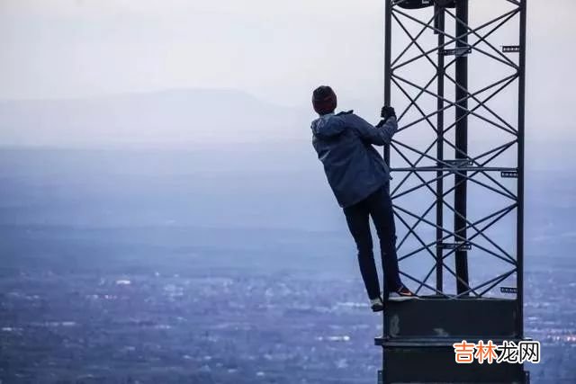 老总失业送外卖,中年人的焦虑真的是道无解题