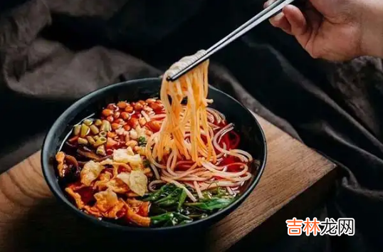 螺蛳粉为什么是臭臭的