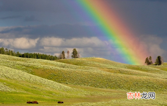 称骨算命:五两五钱,一生受贵夫妻同偕老