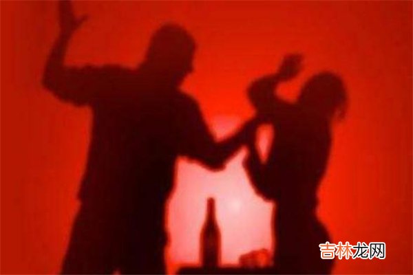 家暴离婚需要什么证据 家暴一次能判离婚吗？
