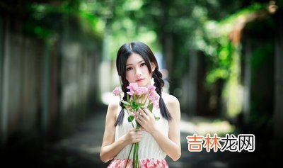 2019年农历七月初四出生的女宝宝如何起名？