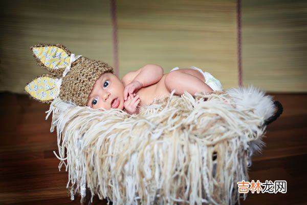 2019年农历八月初五出生的女宝宝如何起名?