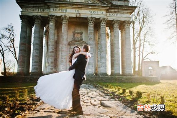 结婚不举行婚礼好吗？ 结婚不举行婚礼丢人吗？