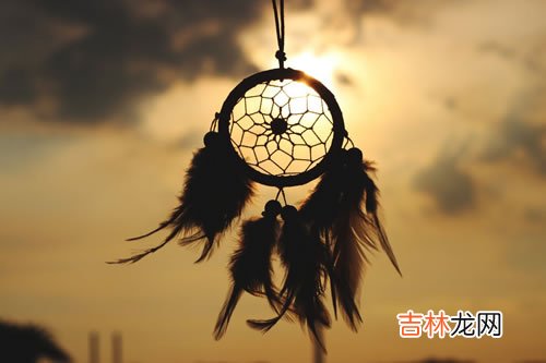 八字算命:十天干日主之感情建议
