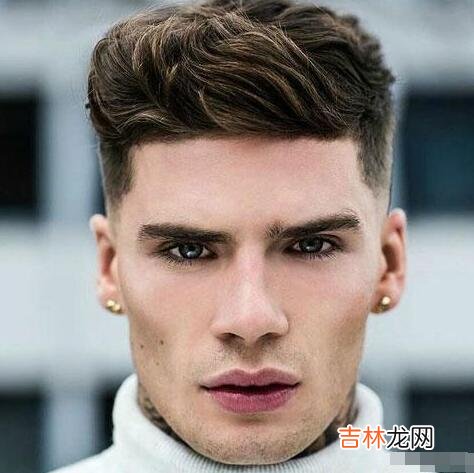 不同脸型适合什么发型男